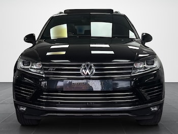 Used Volkswagen Touareg 2018 for sale - 78913044: Photo