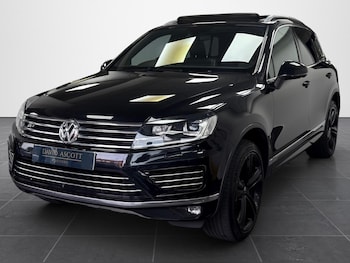 Used Volkswagen Touareg 2018 for sale - 78913044: Photo