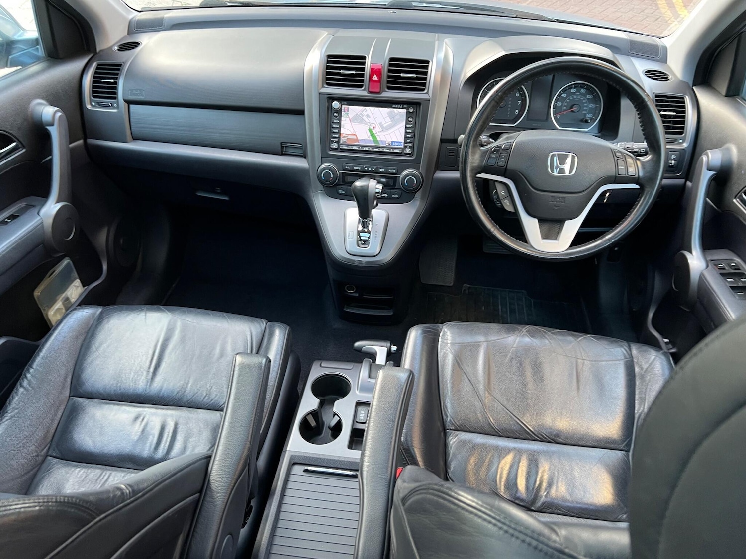 Used Honda CR-V 2010 for sale - 78029258: Photo 2