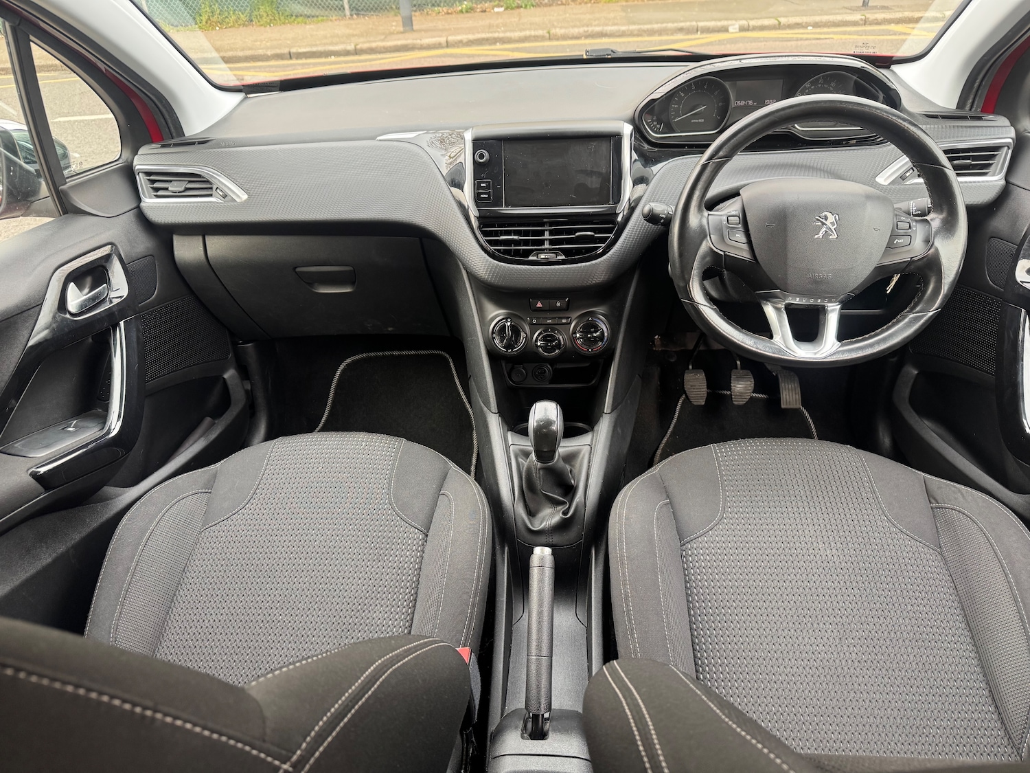 Used Peugeot 208 2016 for sale - 78022579: Photo 11