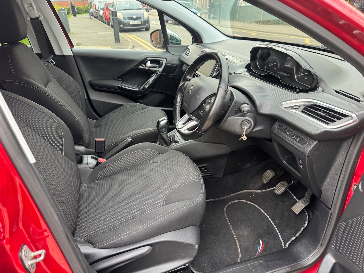 Used Peugeot 208 2016 for sale - 78022579: Photo 9