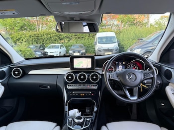 Used Mercedes-Benz C Class 2018 for sale - 79077986: Photo