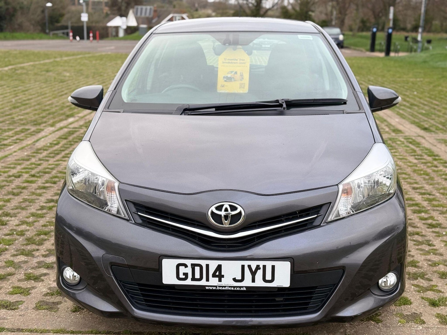 Used Toyota Yaris 2014 for sale - 78029179: Photo 2