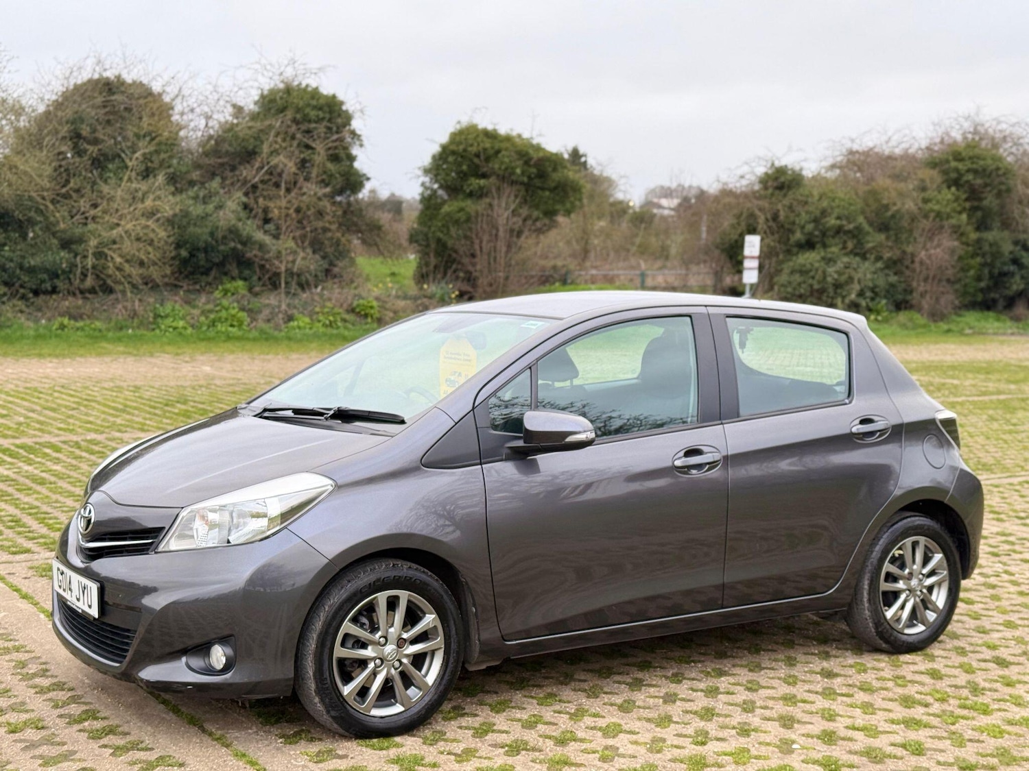 Used Toyota Yaris 2014 for sale - 78029179: Photo 8