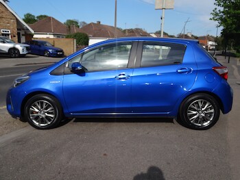 Used Toyota Yaris 2017 for sale - 78412950: Photo