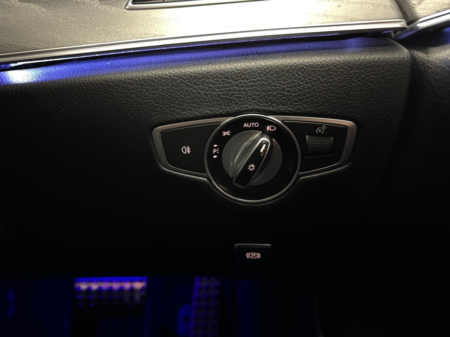 Used Mercedes-Benz CLS 2018 for sale - 77762463: Photo 25