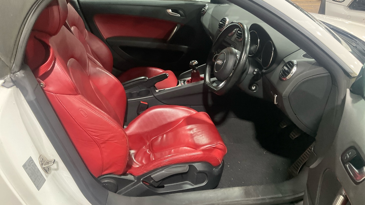 Used Audi TT 2011 for sale - 78022509: Photo 10