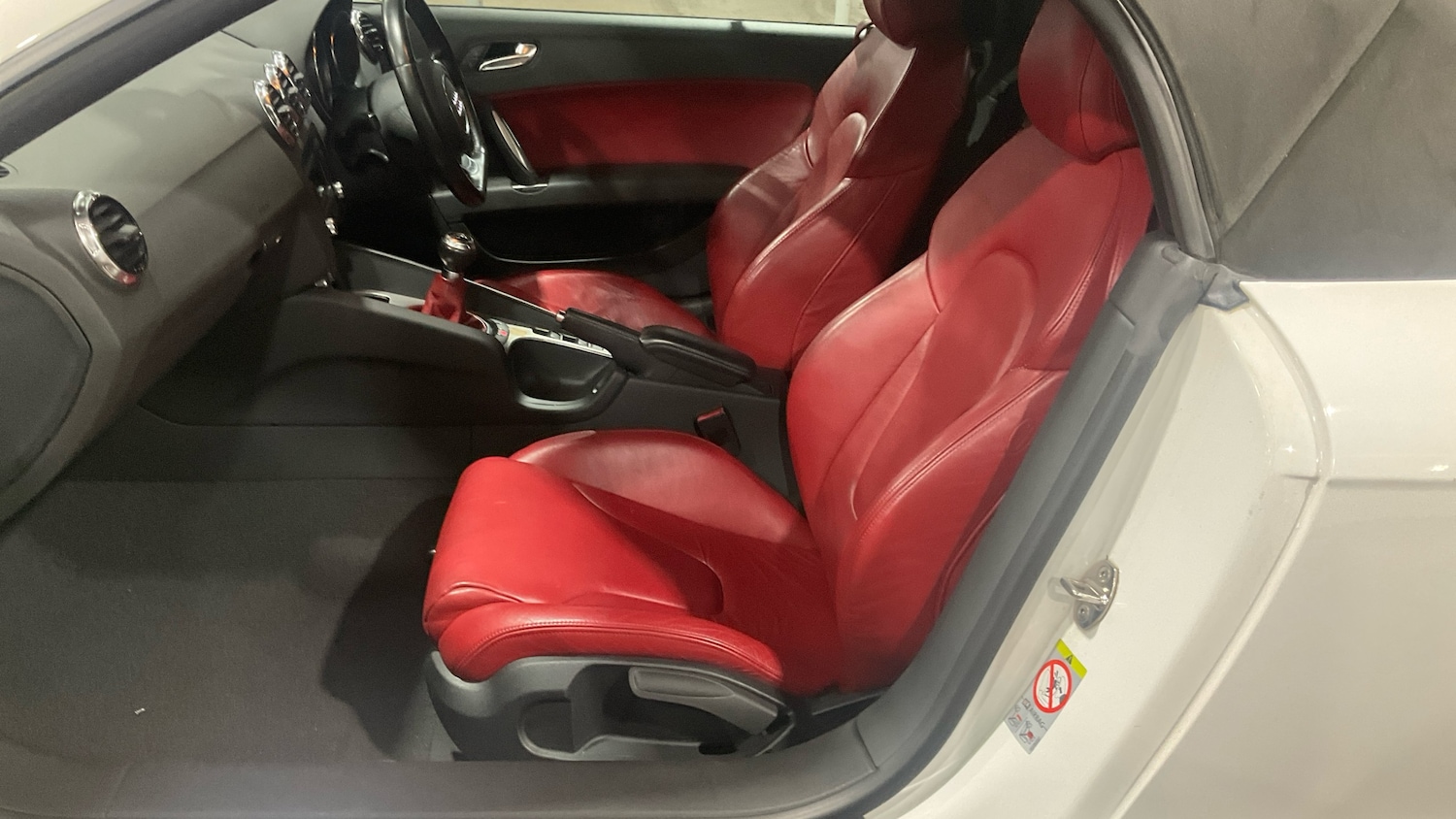 Used Audi TT 2011 for sale - 78022509: Photo 9