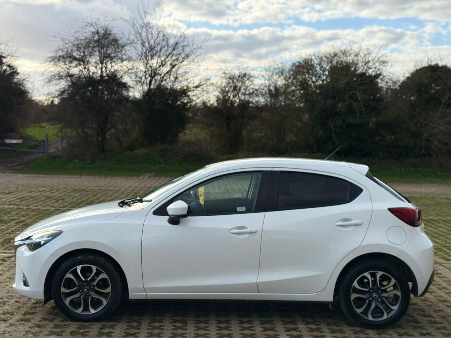 Used Mazda Mazda2 2017 for sale - 78029181: Photo 12