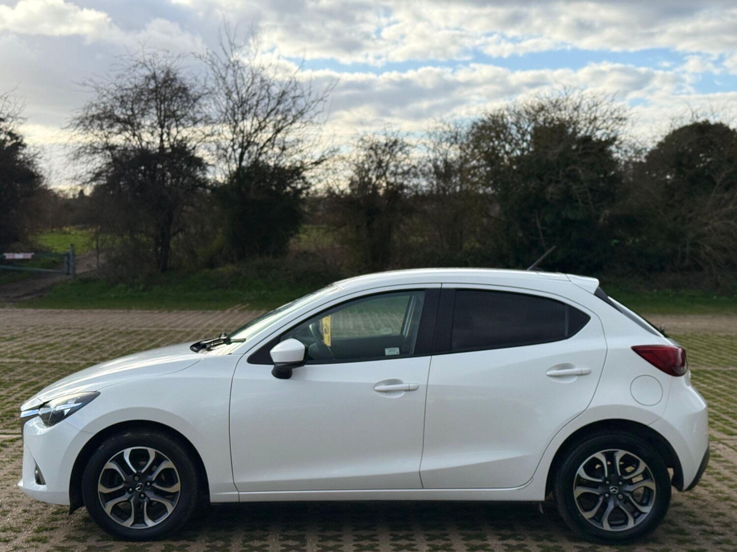 Used Mazda Mazda2 2017 for sale - 78029181: Photo 13