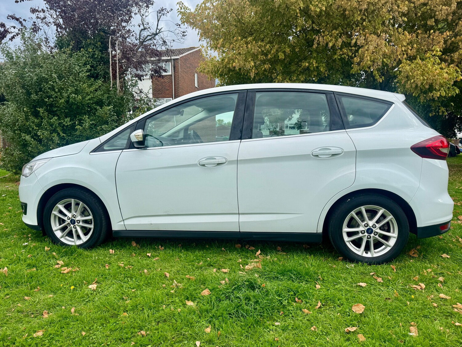 Used Ford C-Max 2015 for sale - 78098024: Photo 22