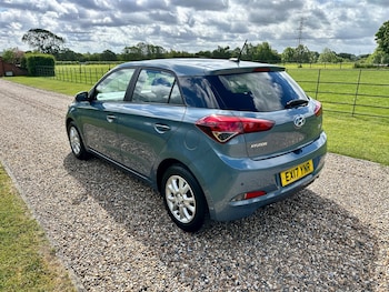 Used Hyundai i20 2017 for sale - 78646288: Photo