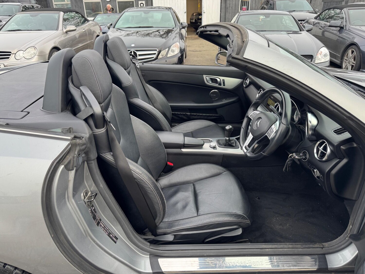 Used Mercedes-Benz SLK 2011 for sale - 77762594: Photo 22