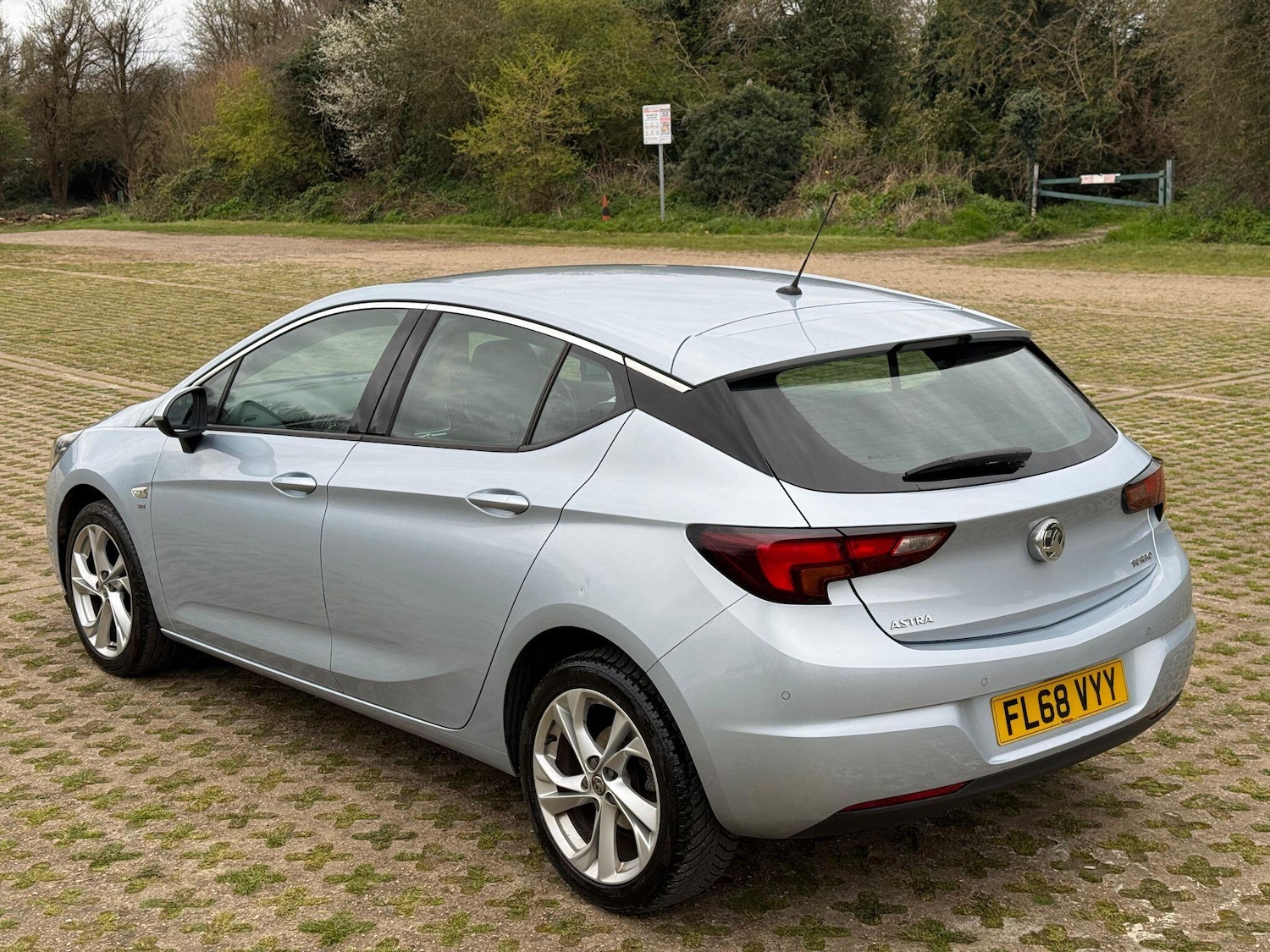 Used Vauxhall Astra 2018 for sale - 78069809: Photo 11