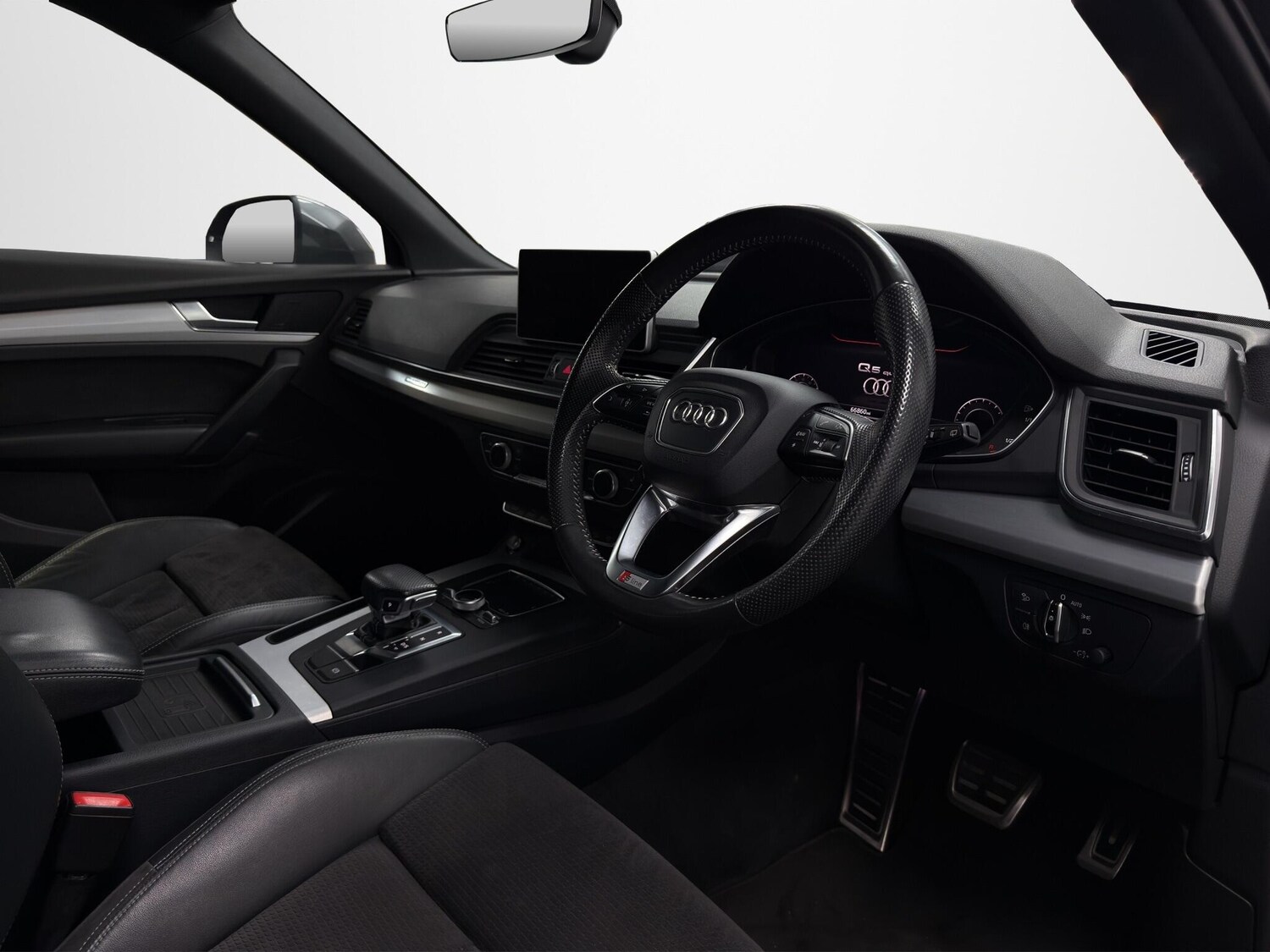 Used Audi Q5 2017 for sale - 77762506: Photo 11