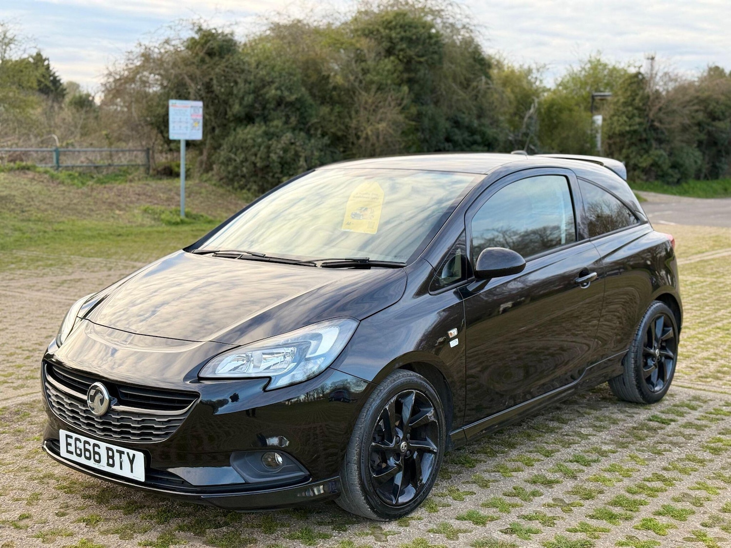 Used Vauxhall Corsa 2017 for sale - 78049898: Photo 3