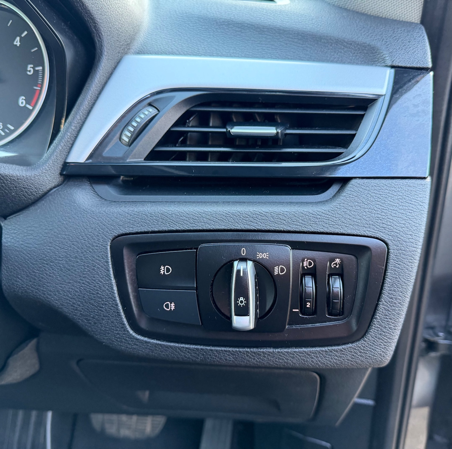 Used BMW X1 2015 for sale - 78026276: Photo 9