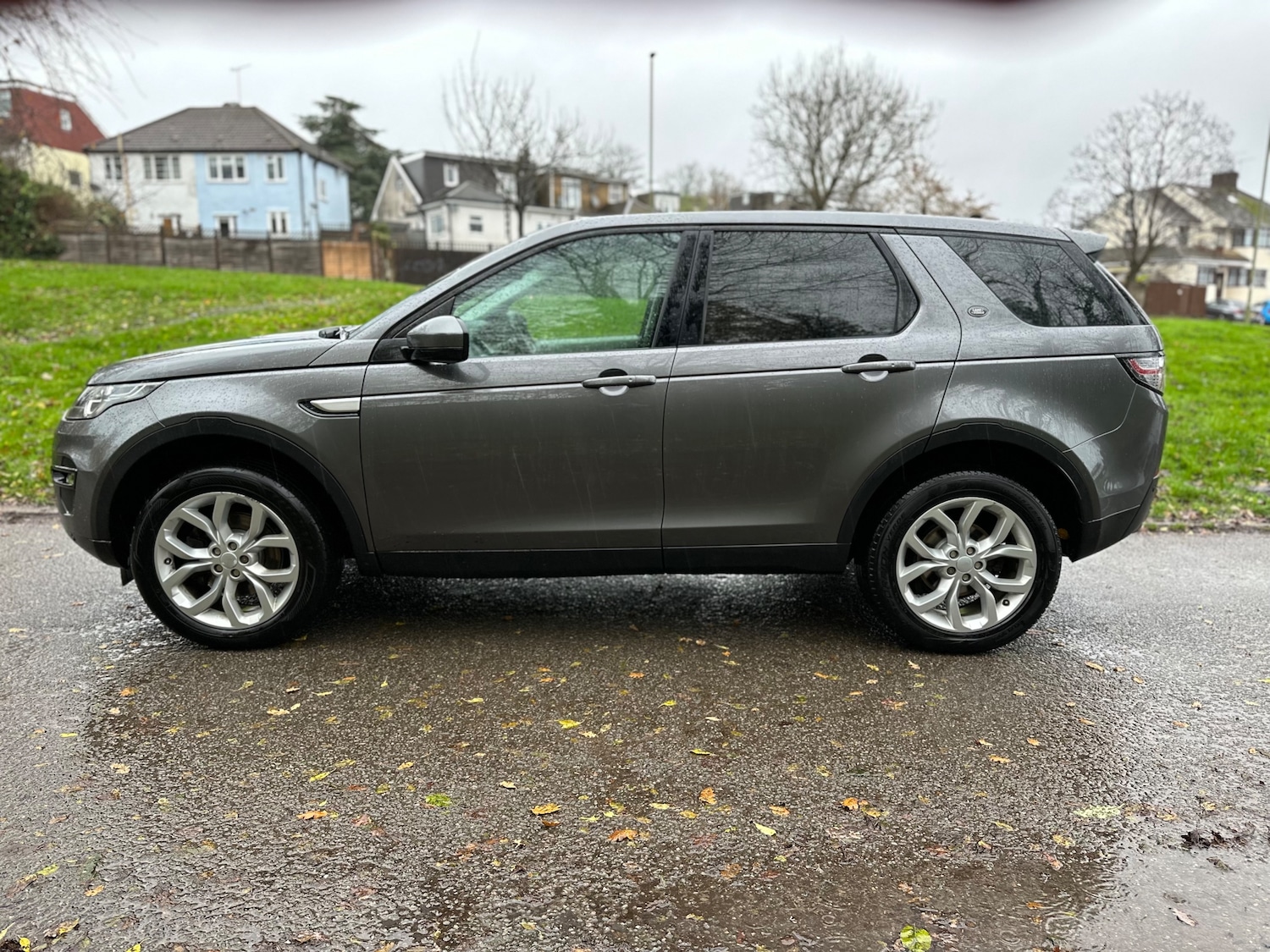 Used Land Rover Discovery Sport 2015 for sale - 77942347: Photo 8