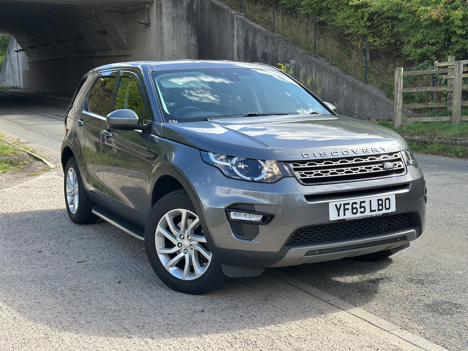 Used Land Rover Discovery Sport 2015 for sale - 77942412: Photo 12