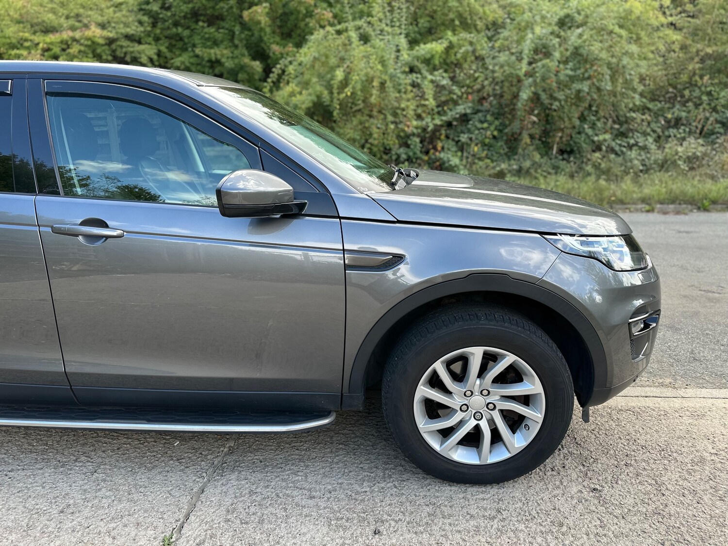 Used Land Rover Discovery Sport 2015 for sale - 77942412: Photo 14