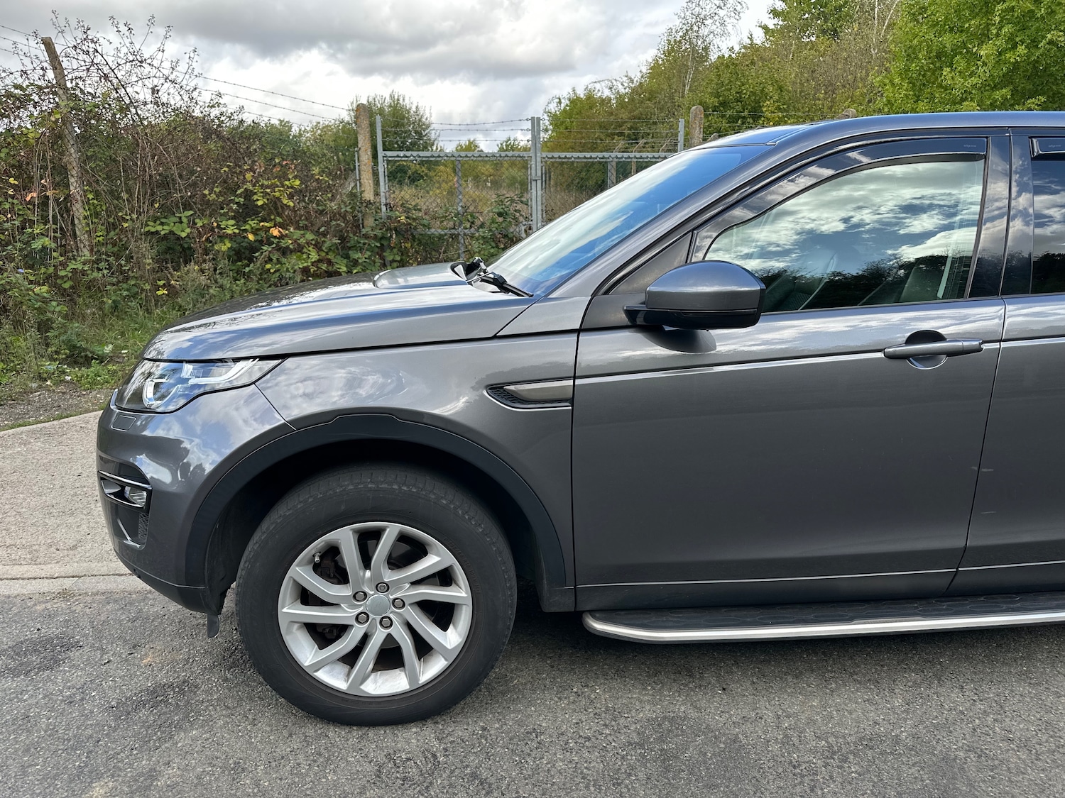 Used Land Rover Discovery Sport 2015 for sale - 77942412: Photo 20