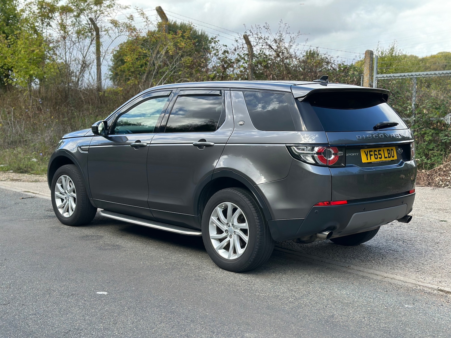 Used Land Rover Discovery Sport 2015 for sale - 77942412: Photo 7