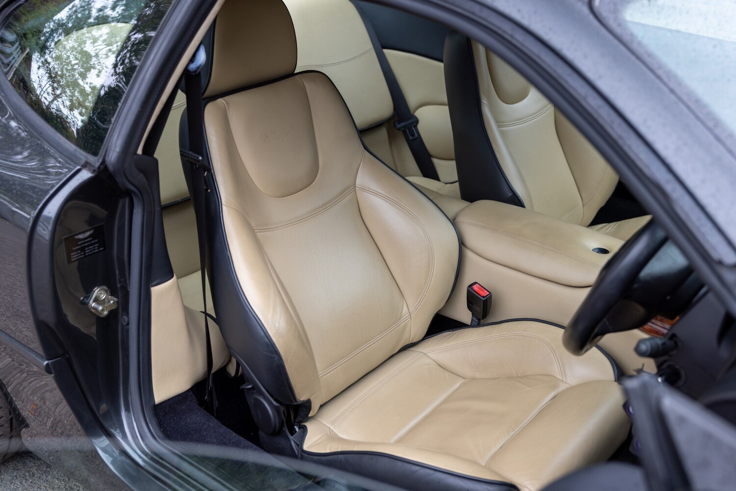 Used Aston Martin DB7 2002 for sale - 77927771: Photo 19