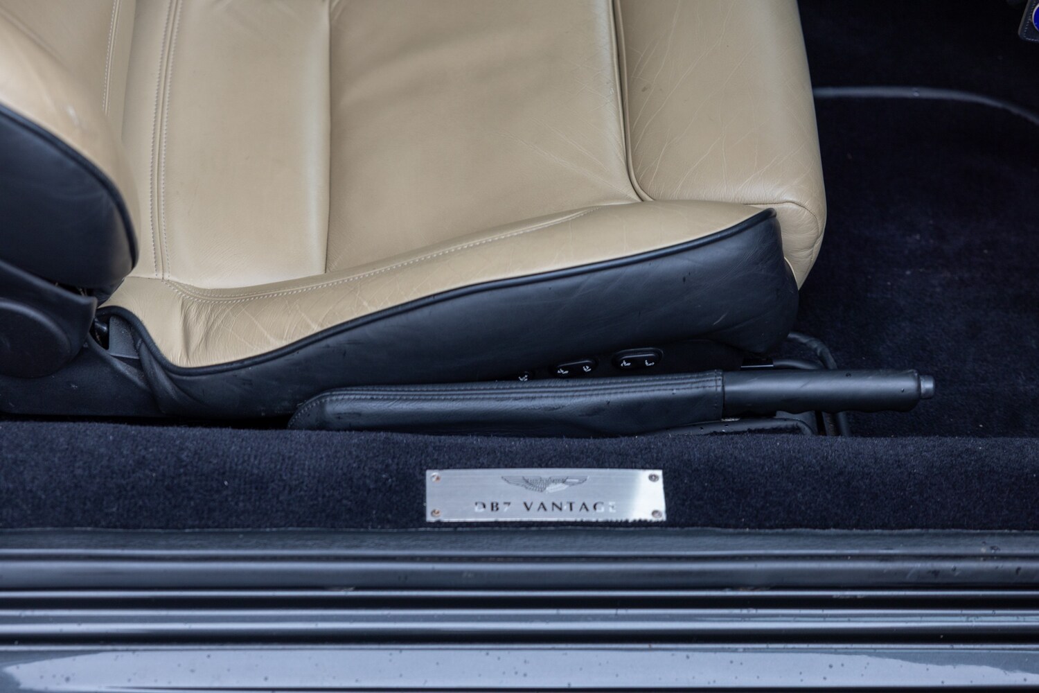 Used Aston Martin DB7 2002 for sale - 77927771: Photo 21