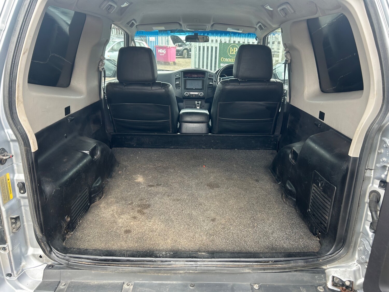 Used Mitsubishi Shogun 2010 for sale - 78111875: Photo 13