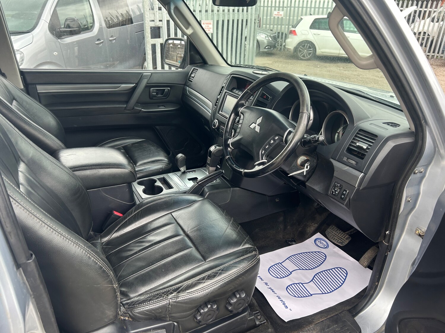 Used Mitsubishi Shogun 2010 for sale - 78111875: Photo 9