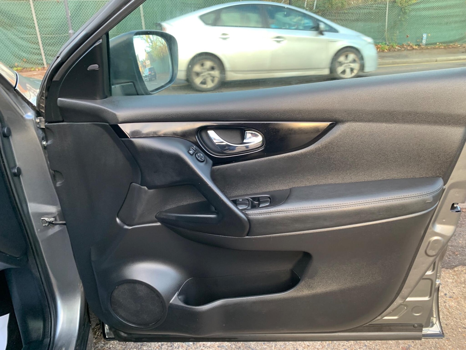 Used Nissan Qashqai 2016 for sale - 77927880: Photo 13