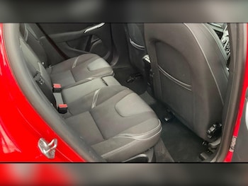 Used Volvo V40 2016 for sale - 78137241: Photo