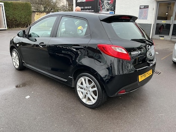 Used Mazda Mazda2 2011 for sale - 77927821: Photo