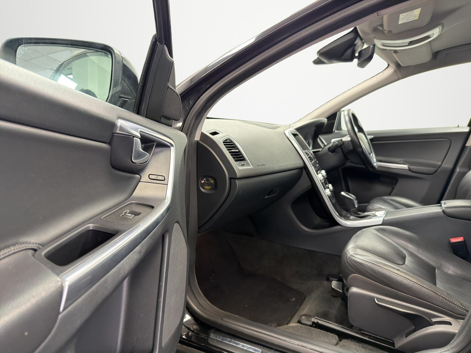 Used Volvo XC60 2016 for sale - 77762439: Photo 11