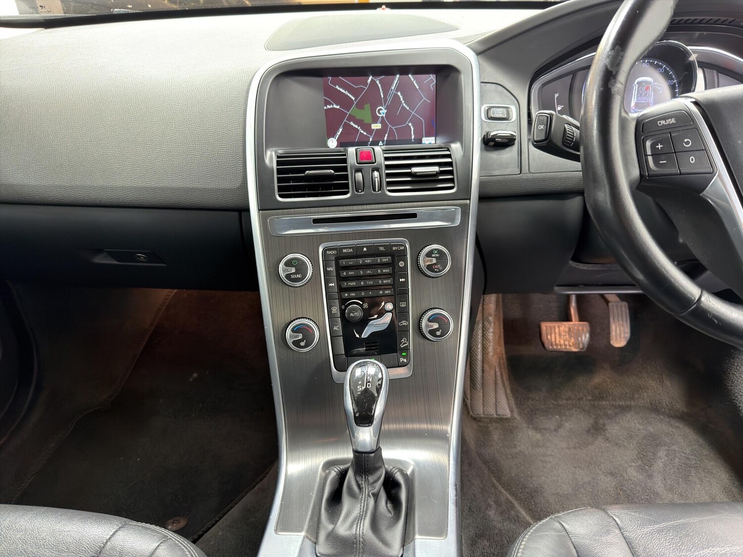 Used Volvo XC60 2016 for sale - 77762439: Photo 14