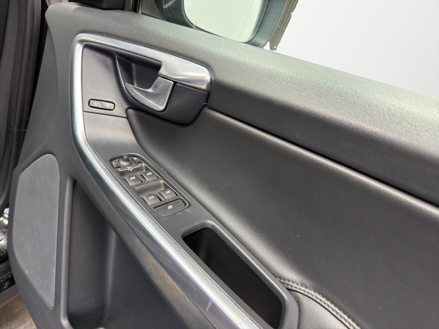 Used Volvo XC60 2016 for sale - 77762439: Photo 20