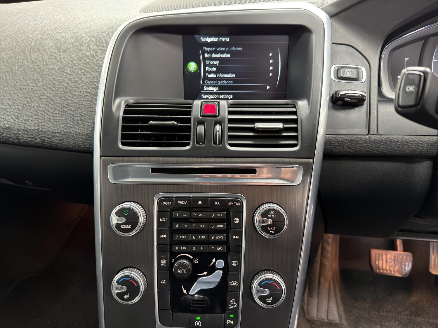 Used Volvo XC60 2016 for sale - 77762439: Photo 22