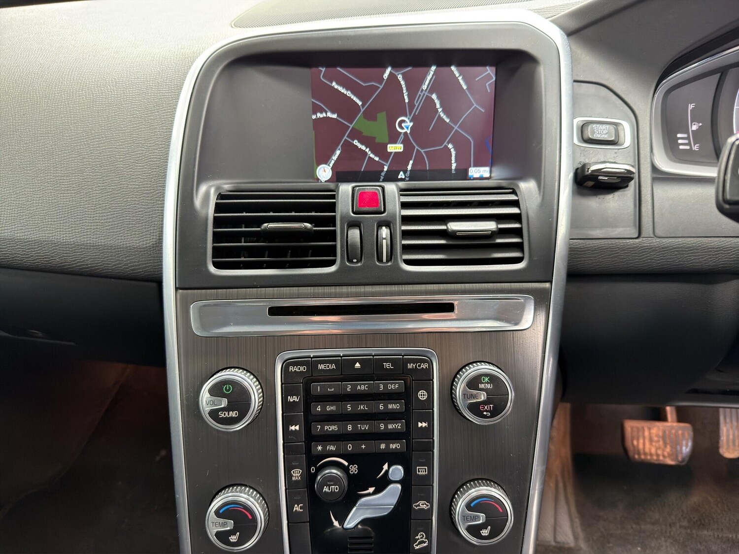 Used Volvo XC60 2016 for sale - 77762439: Photo 23