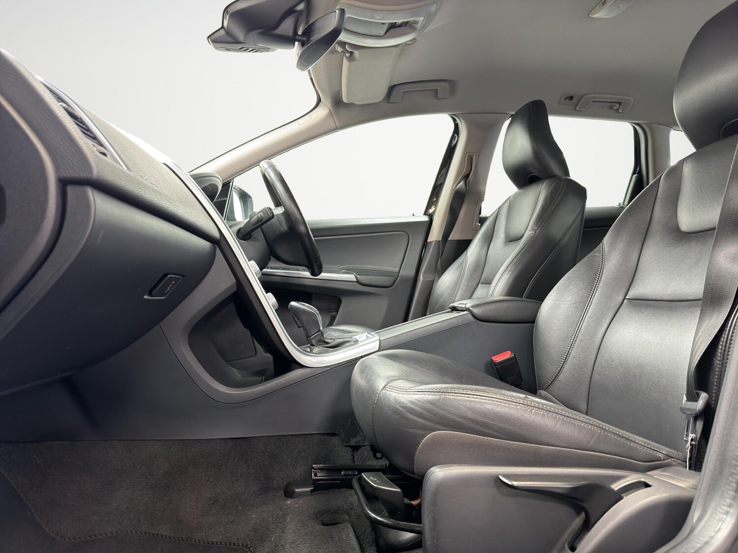 Used Volvo XC60 2016 for sale - 77762439: Photo 25