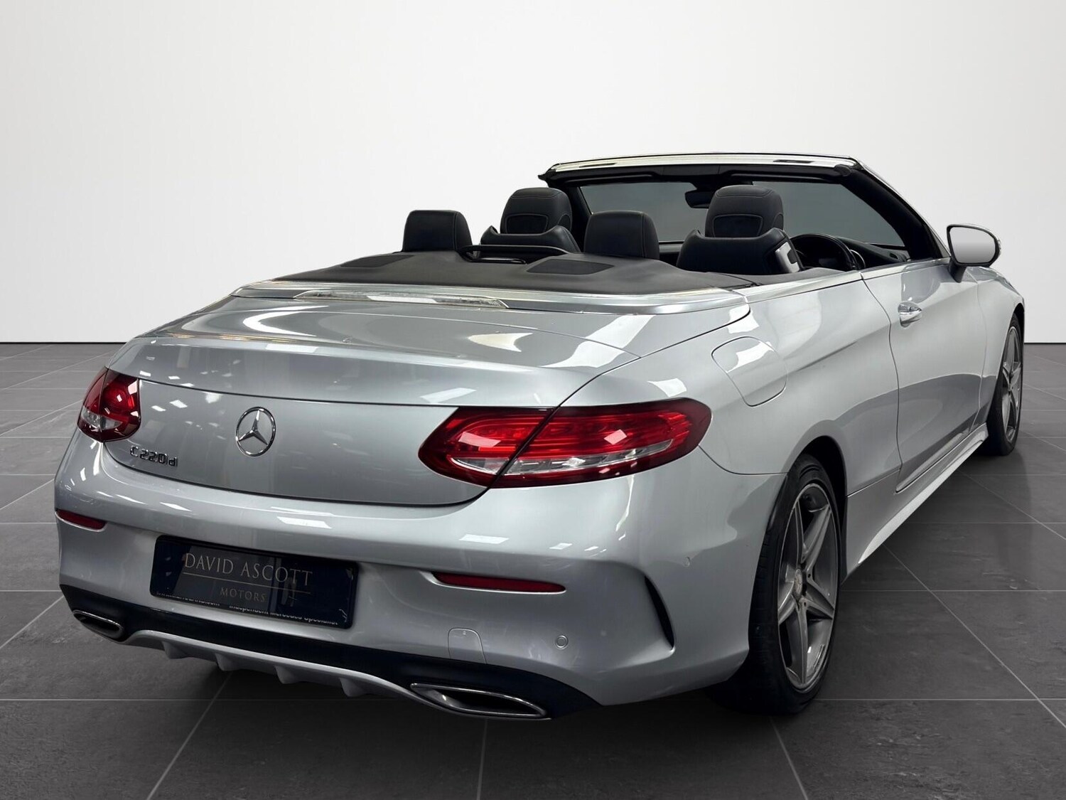 Used Mercedes-Benz C Class 2017 for sale - 77762467: Photo 6