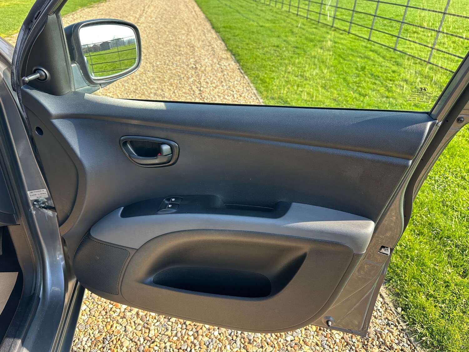 Used Hyundai i10 for sale - 77762528: Photo 22