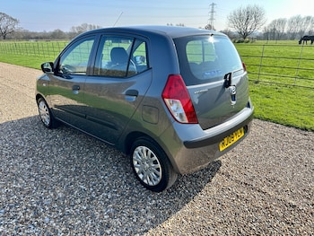 Used Hyundai i10 2009 for sale - 77762528: Photo