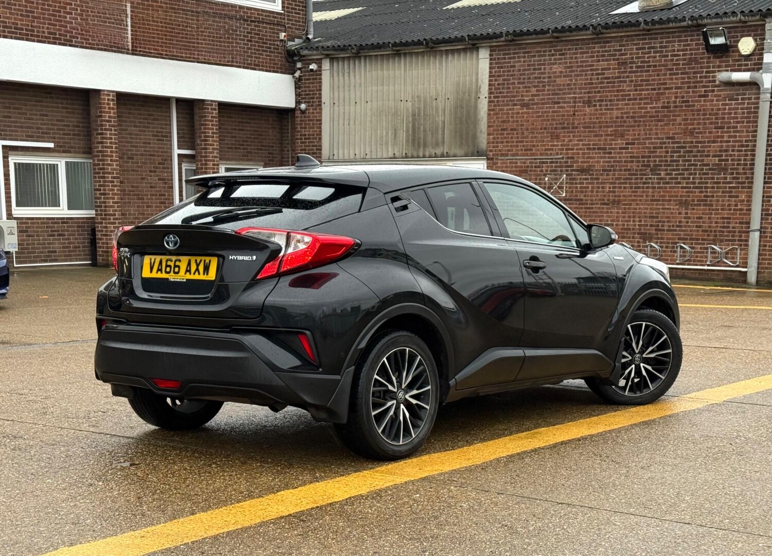 Used Toyota C-HR 2017 for sale - 78001966: Photo 24