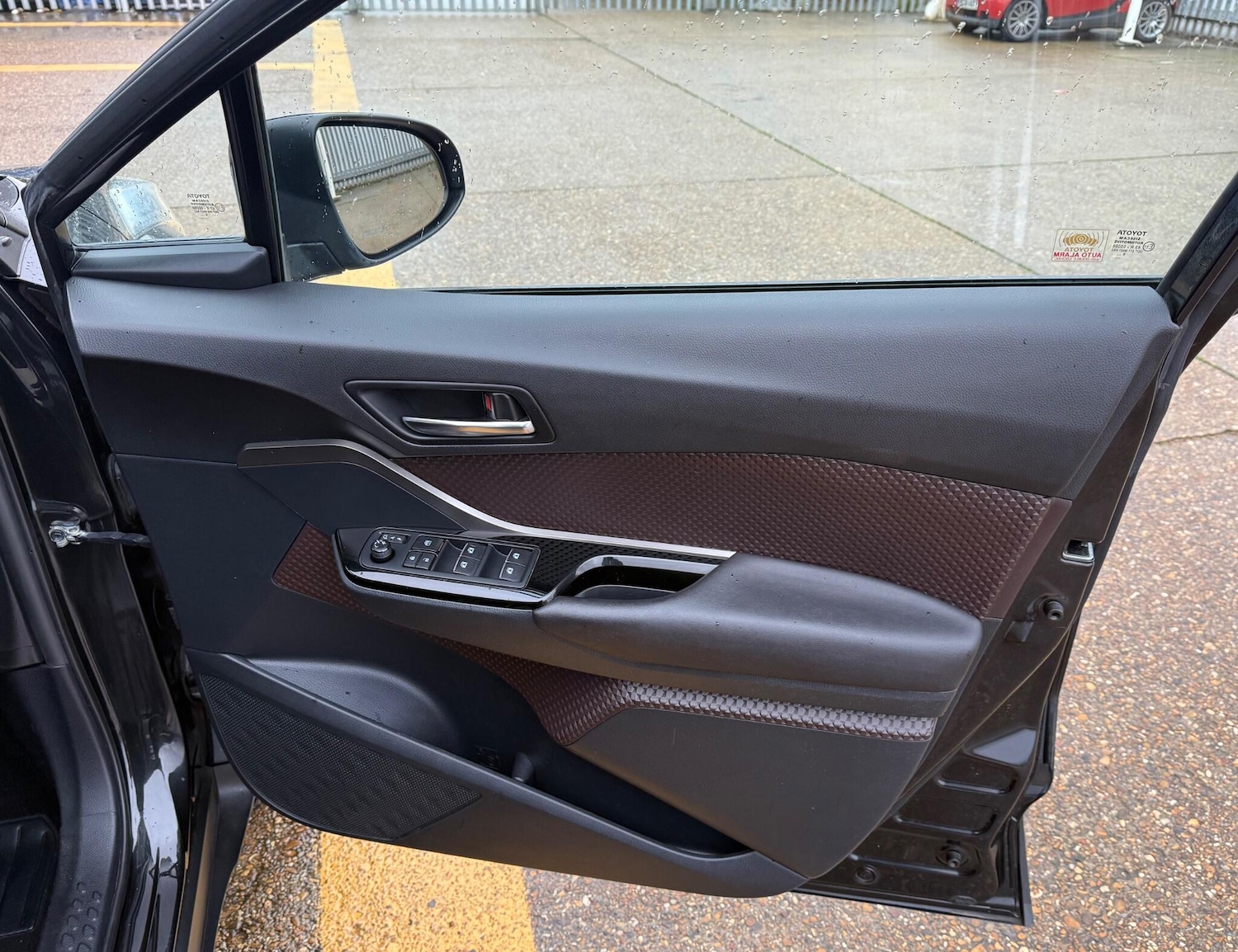 Used Toyota C-HR 2017 for sale - 78001966: Photo 4