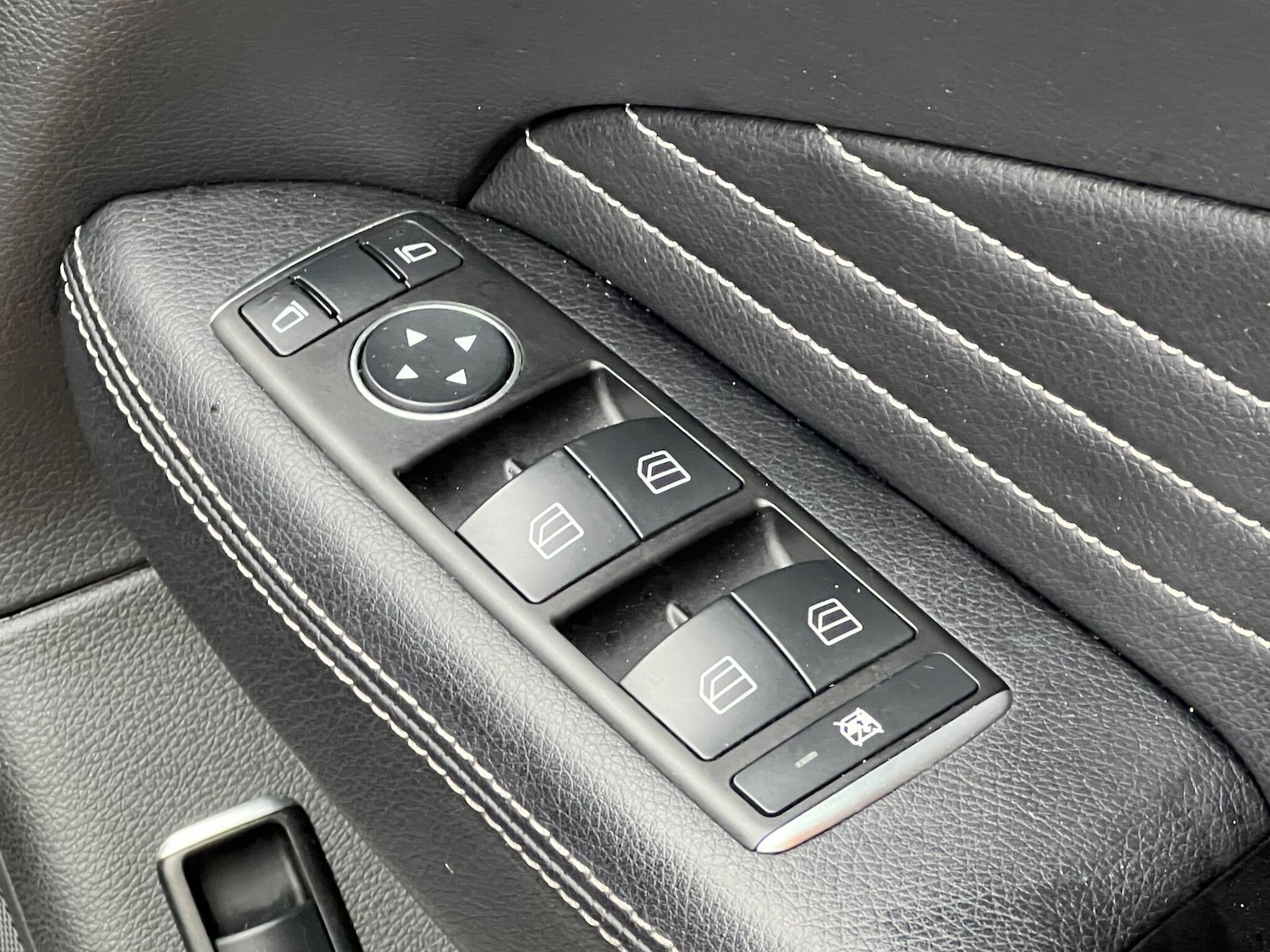 Used Mercedes-Benz M Class 2014 for sale - 78029215: Photo 16