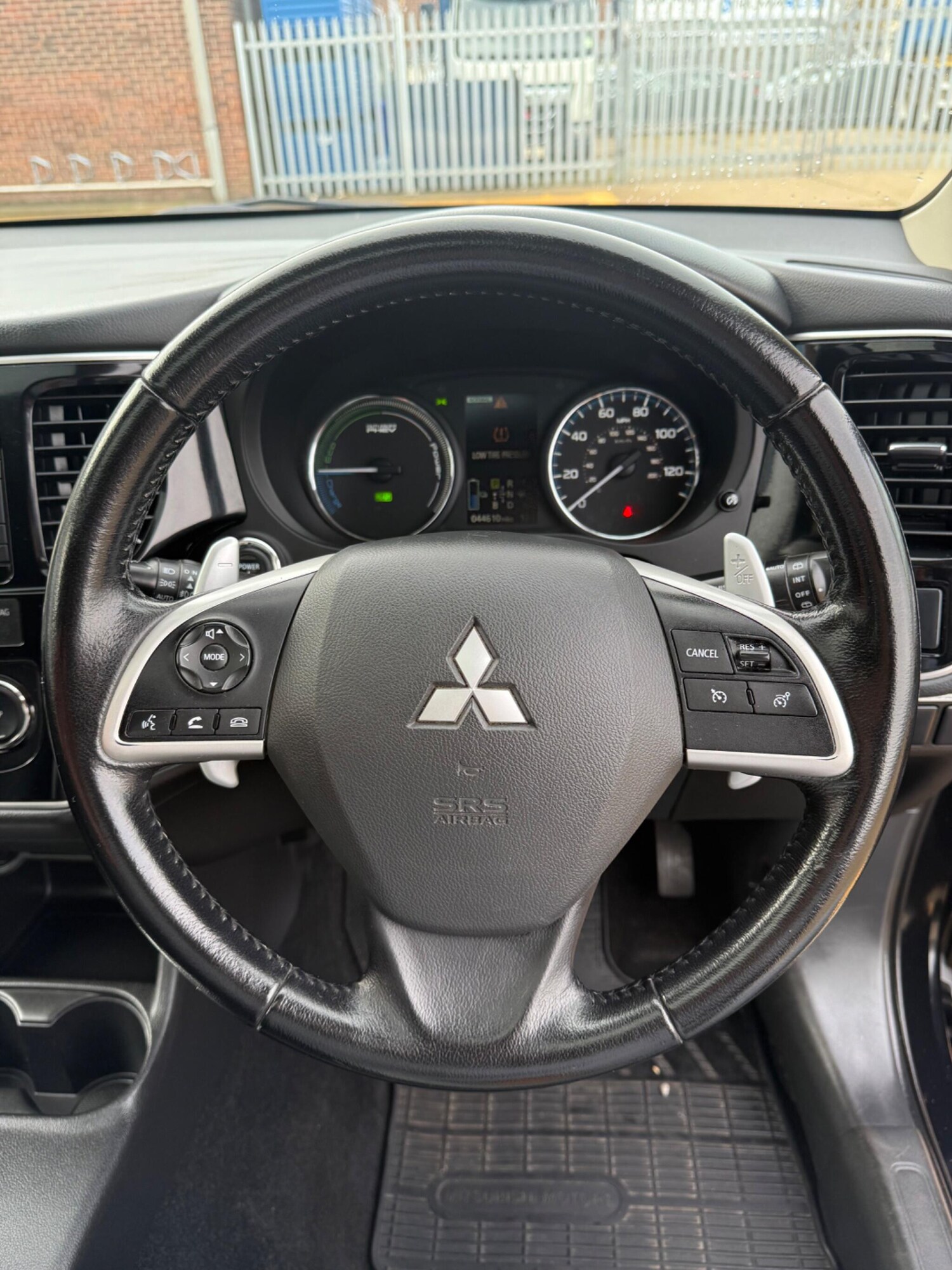 Used Mitsubishi Outlander 2015 for sale - 78001969: Photo 10
