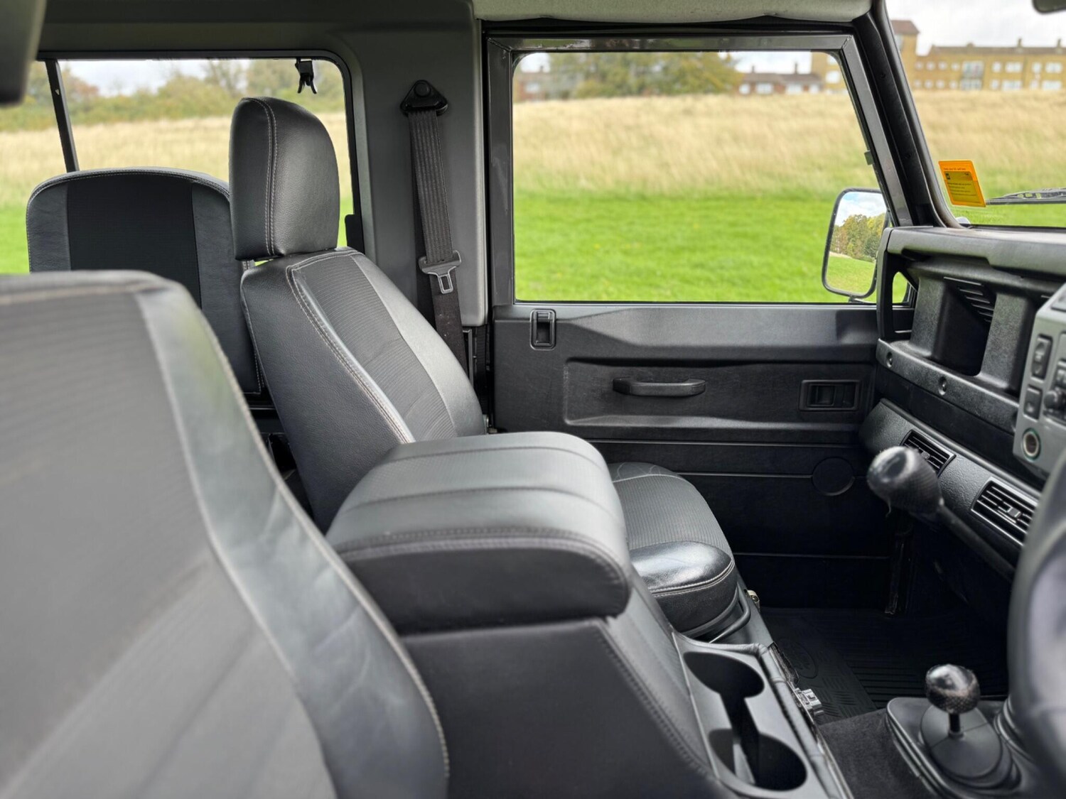 Used Land Rover Defender 90 for sale - 77927749: Photo 19