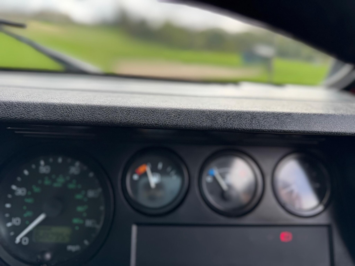 Used Land Rover Defender 90 for sale - 77927749: Photo 20