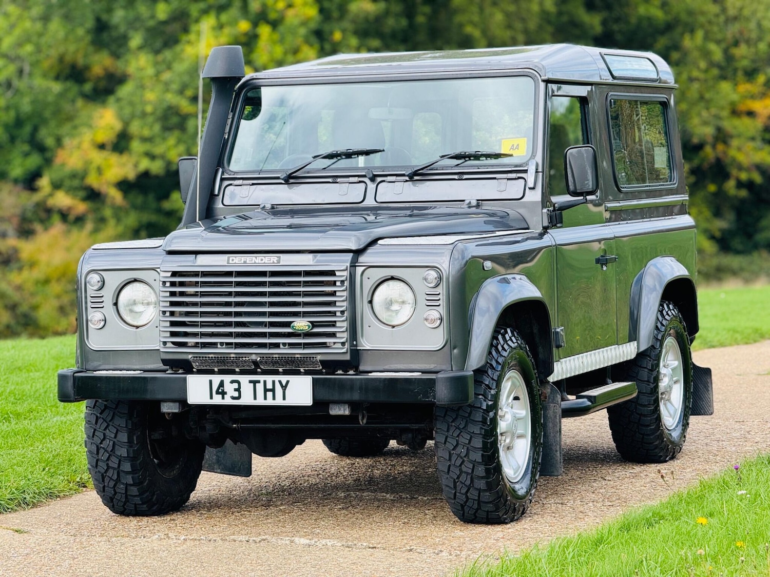 Used Land Rover Defender 90 for sale - 77927749: Photo 6