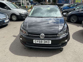 Used Volkswagen Polo 2018 for sale - 78769737: Photo